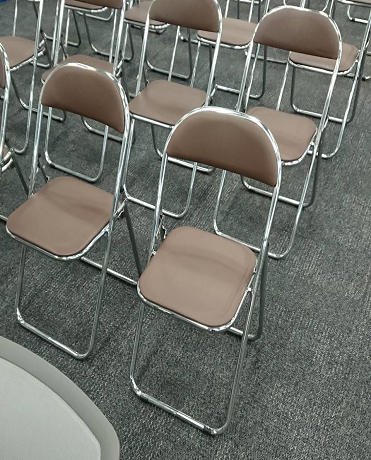 パイプ椅子レンタル
